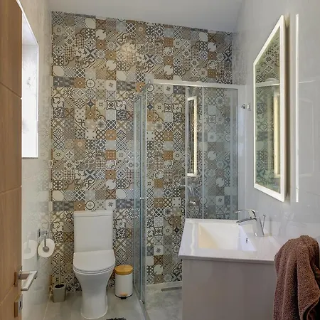 Perfect Location, Idyllic 2br Апартаменты Слима