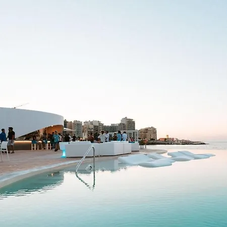 Perfect Location, Idyllic 2br * Σλιέμα