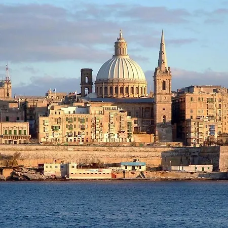 Appartement Perfect Location, Idyllic 2br Sliema