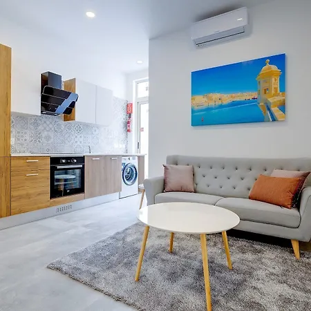 Apartment Perfect Location, Idyllic 2br Sliema