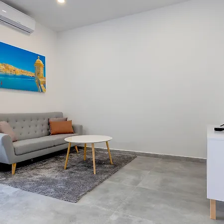 Perfect Location, Idyllic 2br * 斯利马