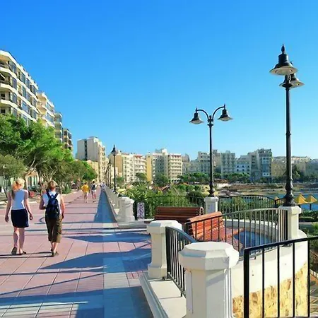 Perfect Location, Idyllic 2br 公寓